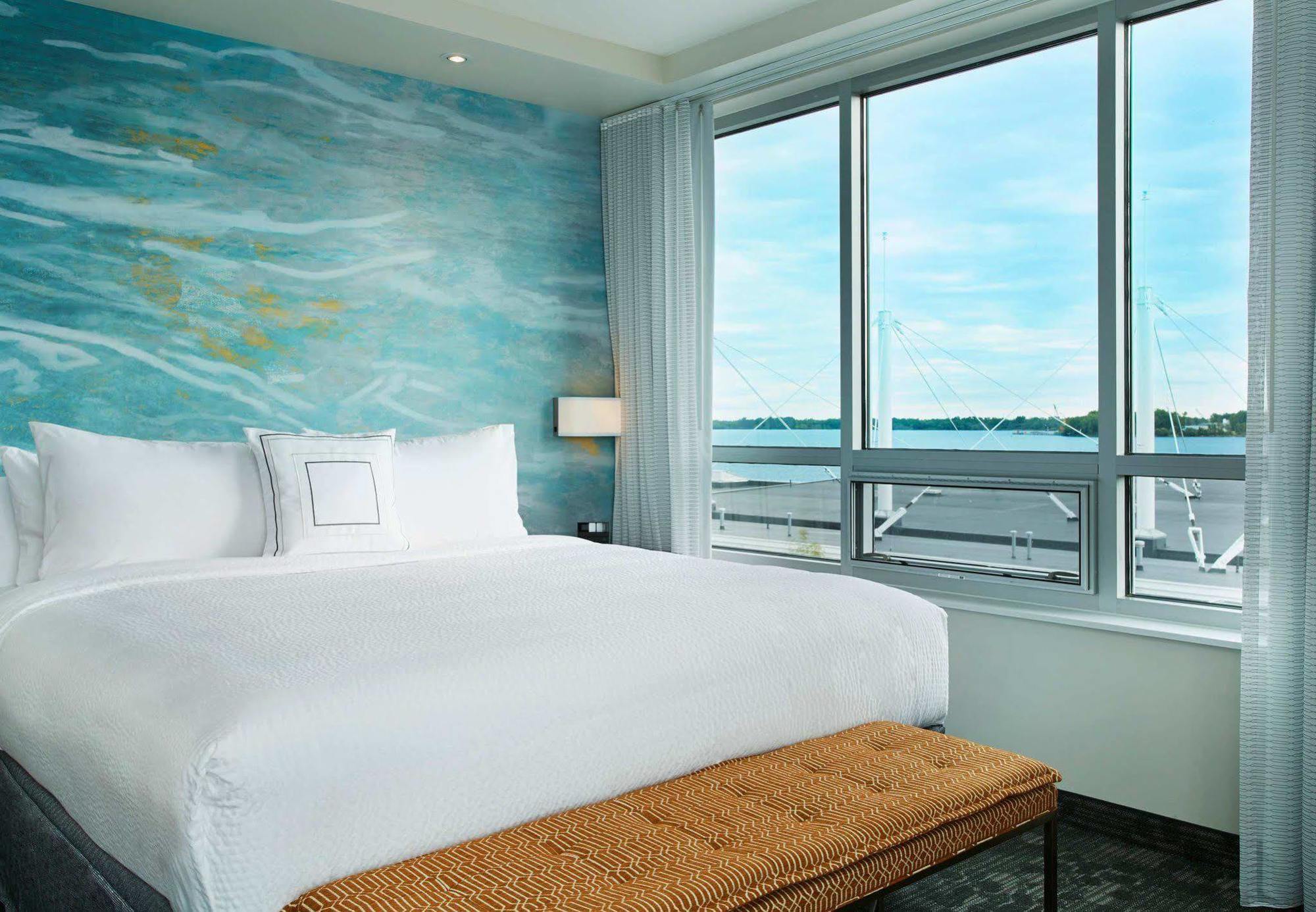 คอร์ตยาร์ด อีรี เบย์ฟรอนต์ Hotel ภายนอก รูปภาพ
